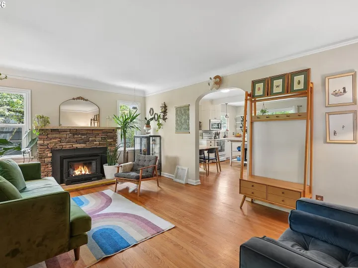 5900 NE Ainsworth St, photo 6