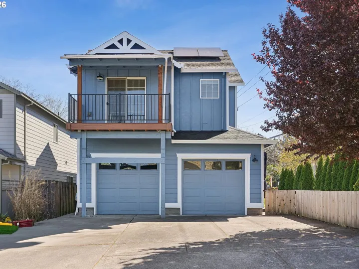 1089 SW Halsey St, photo 3